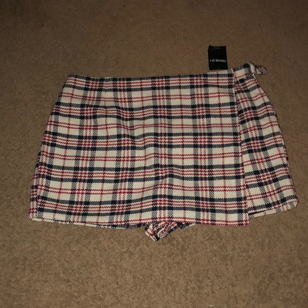 Red/Black/Cream Skort